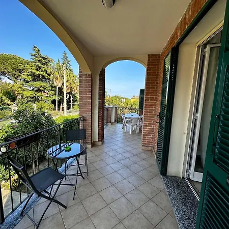 5 Min From The Sea With Terrace Free Park Loano